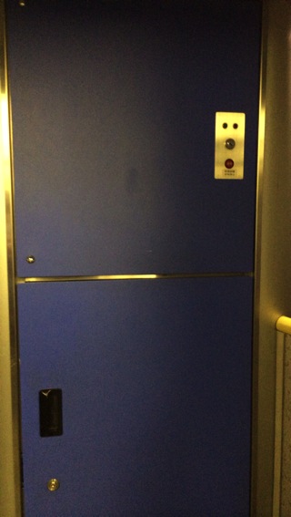 上越新幹線MAXのエレベーター