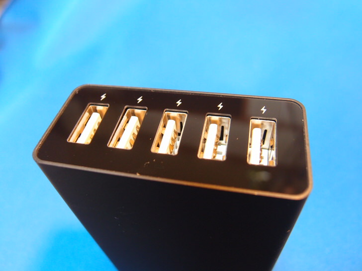 Inateck 40Ｗ 5ポート USB急速充電器