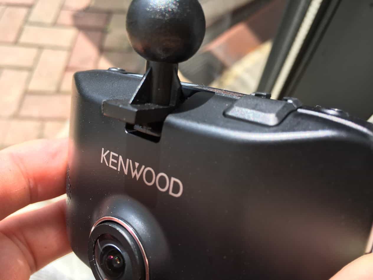 KENWOODドライブレコーダー固定のため汎用ステー改造