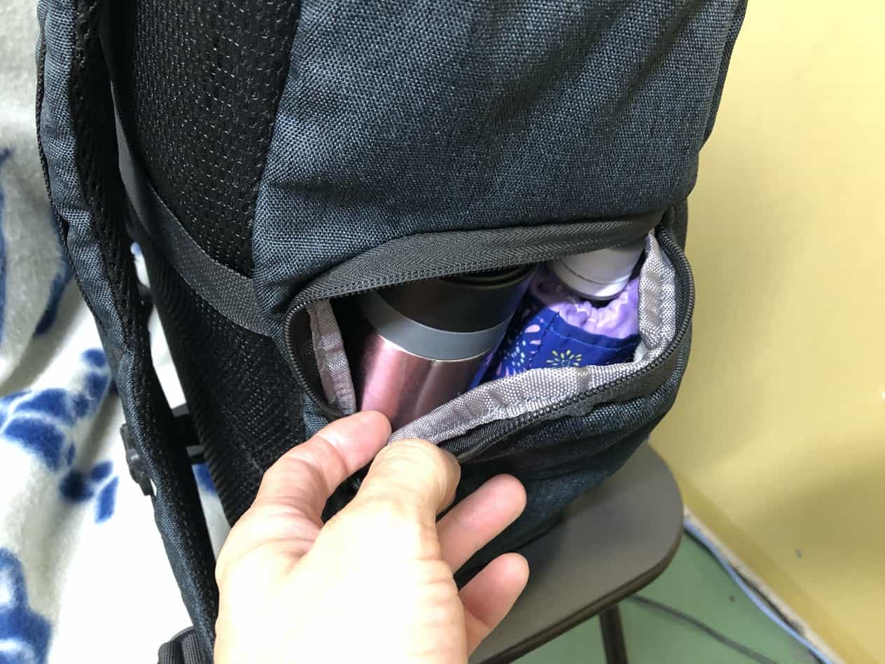 カメラリュックを通勤バッグとして使う